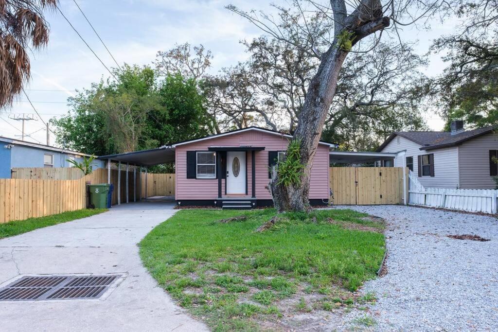 House Near Tampa Zoo And Busch Gardens, Free High Speed Wifi Villa Exteriör bild
