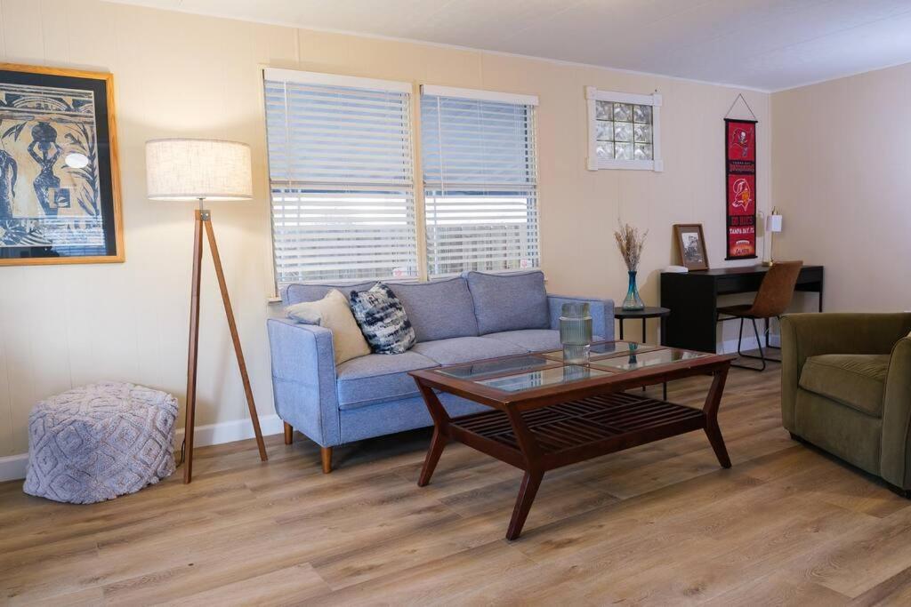 House Near Tampa Zoo And Busch Gardens, Free High Speed Wifi Villa Exteriör bild