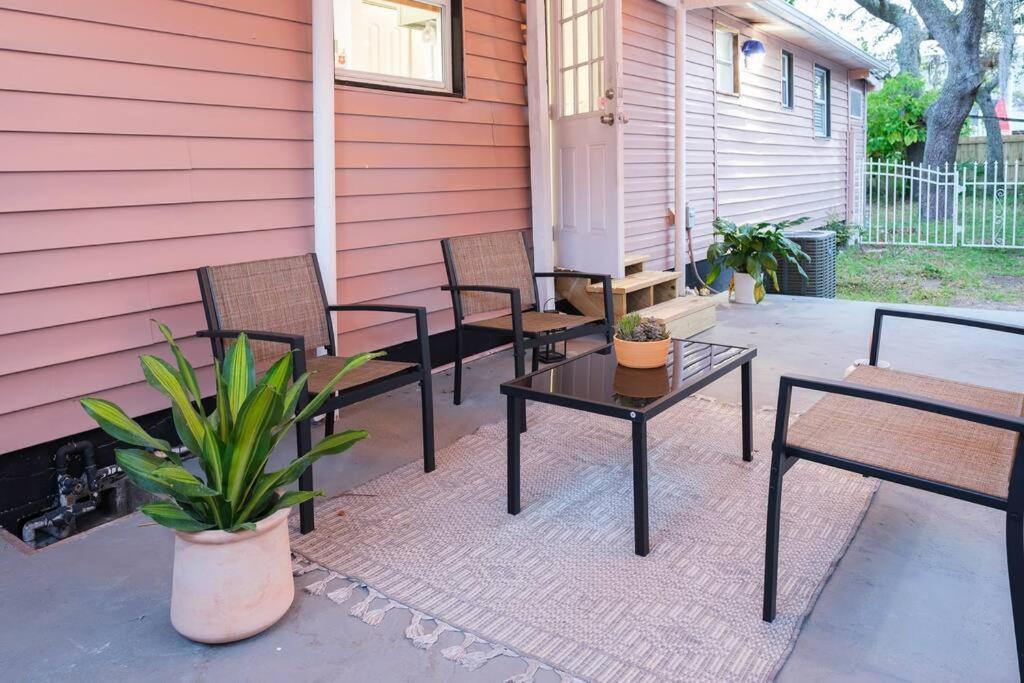 House Near Tampa Zoo And Busch Gardens, Free High Speed Wifi Villa Exteriör bild